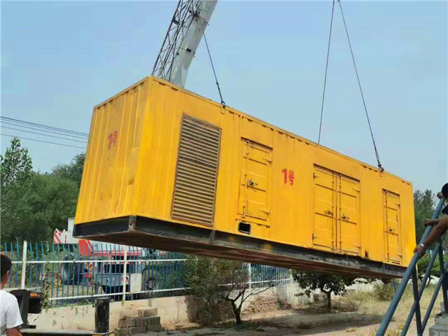工布江达300KW柴油发电机组油耗是多少？