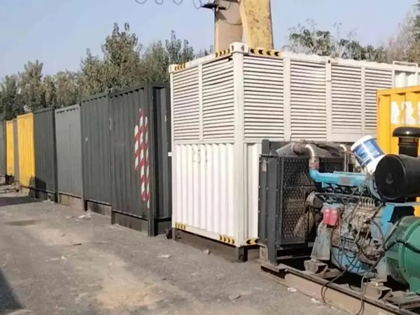 工布江达200KW柴油发电机机组每小时油耗是多少?